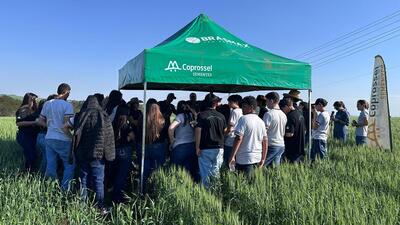 Programa vivenciando a prática aproxima estudantes da realidade do campo 